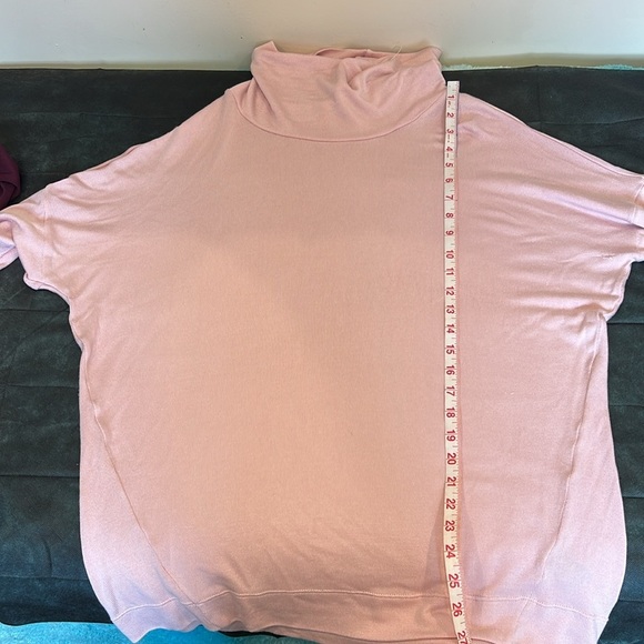 🔥Ralph Lauren Pink Turtleneck Top🔥 - Picture 4 of 6